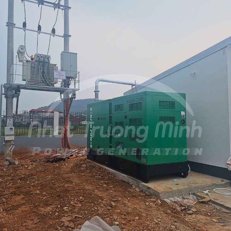 Máy phát điện Cummins 240kVA chính hãng